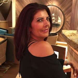 Meet your Posher, Carole